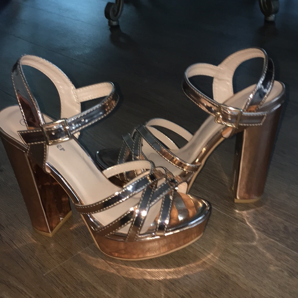 Women’s Peep Toe Platform Wrapped Heel: Rose Gold